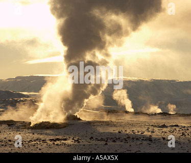 Bohrung, Bohrungen, geothermischen Dampf, Leirhnukur Sprudel Bereich, Namaskrad, Island Stockfoto