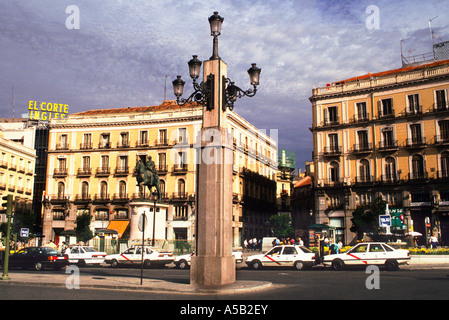 Europa Spanien Puerta del Sol Downtown Madrid El Corte Ingles Castille Stockfoto