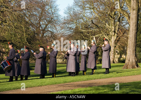 Musiker der Heavy Cavalry and Cambrai Band im Royal Salute Museum Gardens York North Yorkshire England Großbritannien GB Stockfoto