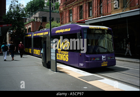 Sydney-Metro trainieren an einer der Stadt Haltestellen Stockfoto