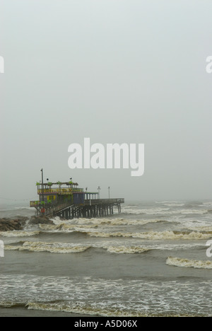 Sturm über dem Golf von Mexiko in Galveston Stockfoto