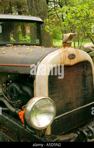 Das vordere Ende eines antiken Ford Pickup-Trucks Stockfoto