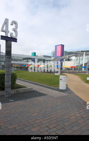 Google-Zentrale in Mountain View Kalifornien, bekannt als die "Googleplex" die Terrasse im freien-Mitarbeiter-cafeteria Stockfoto