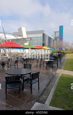 Google-Zentrale in Mountain View Kalifornien, bekannt als die "Googleplex" die Terrasse im freien-Mitarbeiter-cafeteria Stockfoto