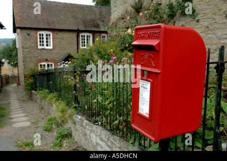 Roten Briefkasten am Dinham Ludlow Shropshire UK Stockfoto