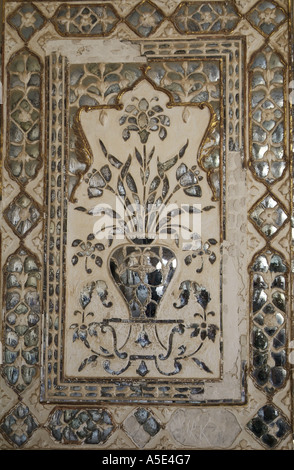 Sheesh Mahal oder Spiegelsaal von Amber Fort in Jaipur, Indien Stockfoto