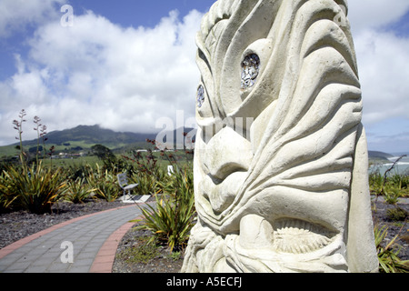 Aufgehenden Sonne Tawhiri, Maori Gott von Wind und Sturm, Raglan, Neuseeland. Stockfoto