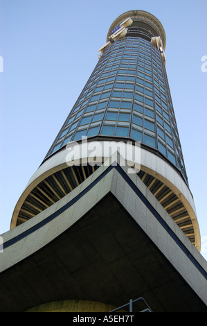 BT Tower, Fitzrovia, London, England UK vormals Post Office Tower und auch London Telecom Tower Stockfoto