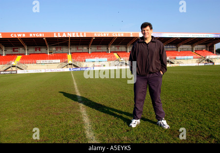 Gareth Jenkins Rugby-union-Coach trainierte Llanelli, Wales und British and Irish Lions abgebildet bei Stradey Park Llanelli Wales UK Stockfoto