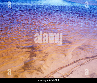 Sand Muster und Wasserwellen Stockfoto