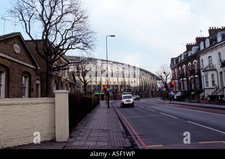 Eine Straße in der Nähe von Herrn s Cricket Ground London Stockfoto