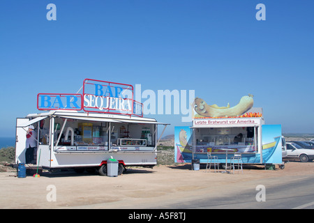 Imbiss Stand letzten Wurst Halt vor Amerika in Sao Vicente Sagres die südwestliche Punkt in Europa Algarve Portugal Stockfoto