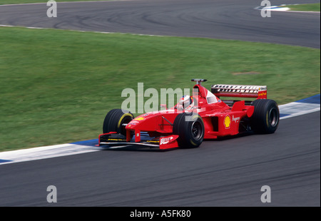 Michael Schumacher fuhr einen Ferrari F1-Wagen beim FIA Grand Prix in Silverstone am 10. Juli 1998. Stockfoto