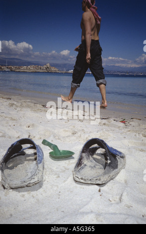 Sandalen auf die Salis Strand Antibes Frankreich Stockfoto
