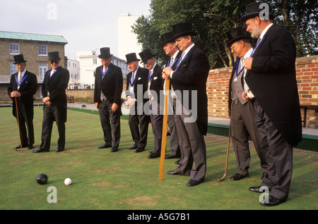 Knights at the Knighthood of the Old Green Bowling Club Southampton England 1990s UK Worlds Eltestes Bowls Club. HOMER SYKES Stockfoto