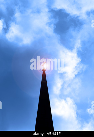 Silhouette der Kirchturm Stockfoto