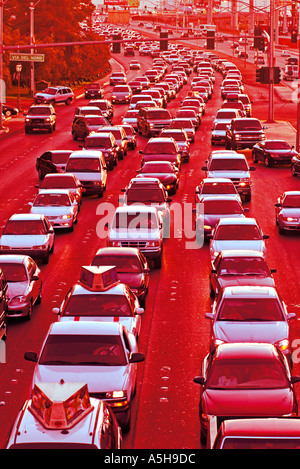 Autos in Autobahn Stau stecken Stockfoto