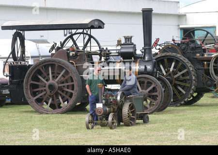 Lokomobile bei einer Kundgebung in der Nähe von Swindon Wiltshire Stockfoto