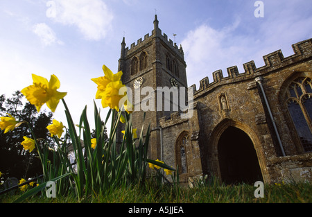 Die Pfarrkirche St. Mary die Jungfrau in Bradford Abbas Dorf Dorset county England UK Stockfoto