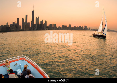Segelboot auf dem Lake Michigan während einer Bootstour Lake Michigan in Chicago Illinois Stockfoto