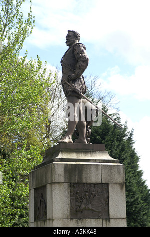 Sir Francis Drake Statue in Tavistock Devon England UK Großbritannien Europa Stockfoto