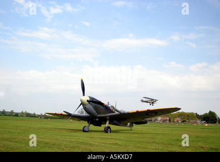 Supermarine Spitfire mkvc Hawker hind Stockfoto