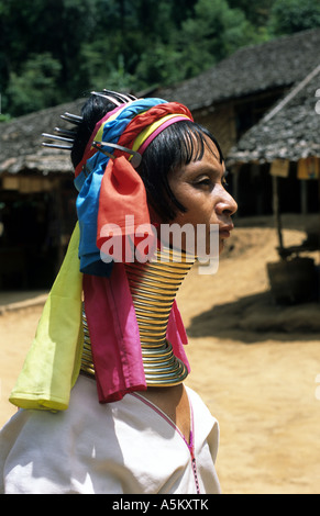 Longneck Padong Stammes aus Burma, Myanmar. Flüchtling in Thailands Provinz Mae Hong Son Stockfoto