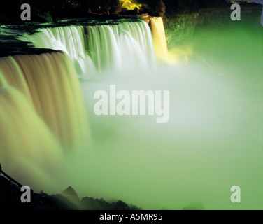 American Falls, Niagara USA beleuchtet Stockfoto