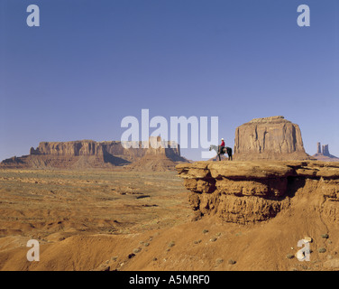 Navajo auf Pferd bei John Ford Point Monument Valley Arizona USA Stockfoto