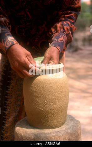 Machen Töpfe. Takeo. Kambodscha. Stockfoto