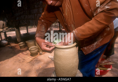 Machen Töpfe. Takeo. Kambodscha. Stockfoto