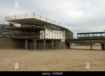 Restaurierungsarbeiten am Boscombe Pier, Bournemouth, Dorset, England, UK genommen Feb 2007 Stockfoto