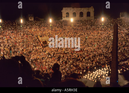 Leistung von Verdis Aida in der Arena von Verona Stockfoto