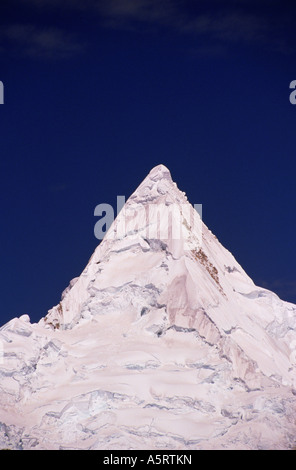 Alpamayo schönsten Berg der Welt s Cordillera Blanca Peru Stockfoto