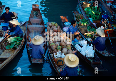 Schwimmenden Markt / Damnoen Saduak Stockfoto