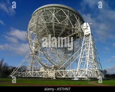 Das Lovell-Teleskop am Jodrell Bank, Cheshire, England Stockfoto