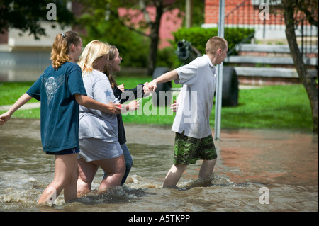 Überflutung des Mohawk River Fort Plain New York Juni 2006 Stockfoto