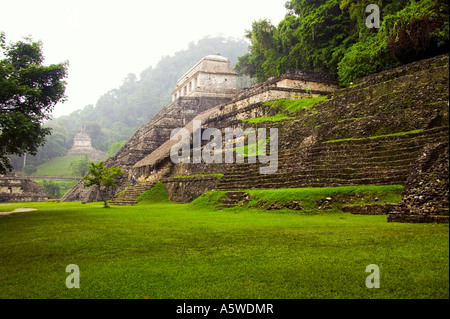 Palenque / Tempel Stockfoto