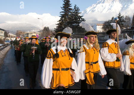 Karneval Tradition Telfs Tirol Österreich Stockfoto