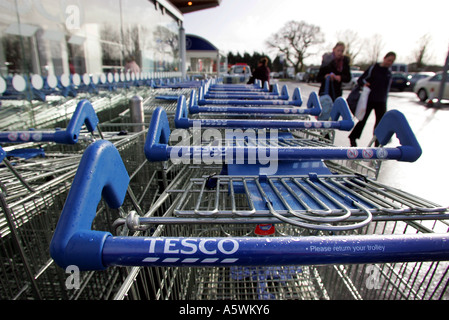 Tesco speichern in Launceston Cornwall UK Stockfoto