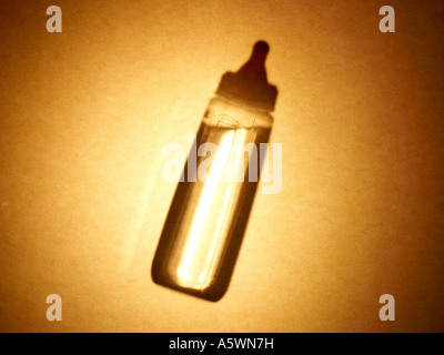 Baby-Flasche-silhouette Stockfoto