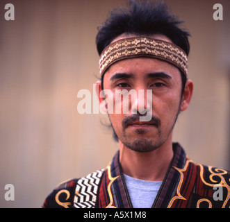 Ainu Mann - Ainu sind die Ureinwohner von Hokkaido, der nördlichsten Insel Japans. Stockfoto