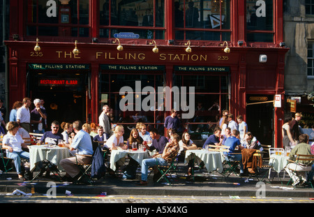 Pflaster-Cafe in der Royal Mile in Edinburgh, Schottland, Großbritannien Stockfoto