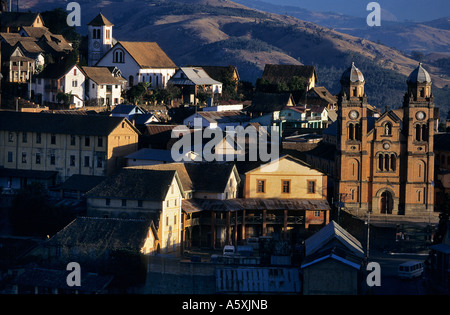 Die Kathedrale Nachbarschaft in Fianarantsoa (Madagaskar). Le quartier De La Cathédrale À Fianarantsoa (Madagaskar). Stockfoto