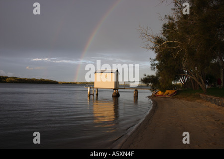 AM NACHMITTAG LANDSCHAFT MAROOCHY RIVER SUNSHINE COAST QUEENSLAND AUSTRALIEN Stockfoto