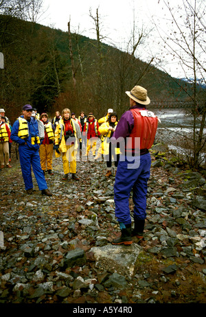 Kanada British Columbia Rafting durch Weißkopf-Seeadler bei Brackendale Stockfoto