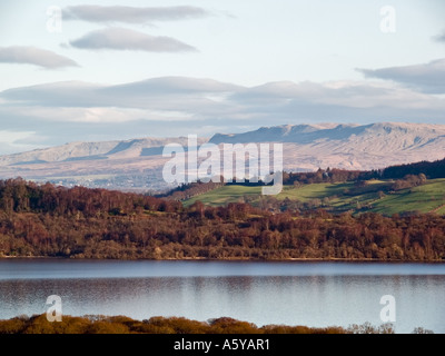 Blick westlich vom Shantron Hill über Loch Lomond in Loch Lomond und Trossachs "nationalen ^ Park" Shantron Argyll Bute Schottland Stockfoto