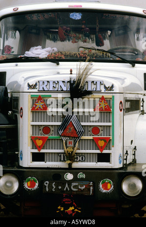 Sudan, Afrika. Linien- und Reisebusse Bus ab Bahnhof Khartum am frühen Morgen. Stockfoto