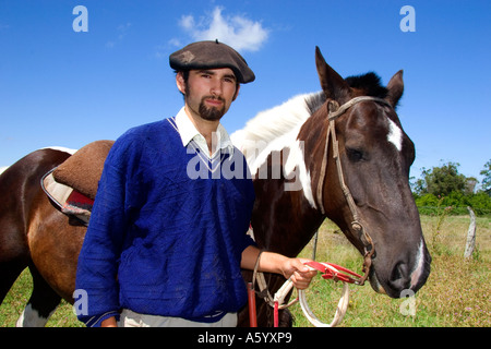 Gaucho-Reiten in der Nähe von Necochea, Argentinien. Stockfoto