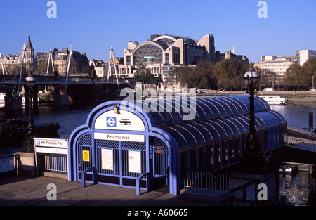 Festival Pier Fluss Themse London England UK Stockfoto